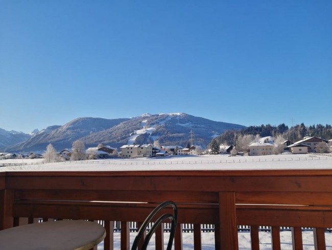 Blick auf die bestens pr&auml;parierten Skipisten in Flachau