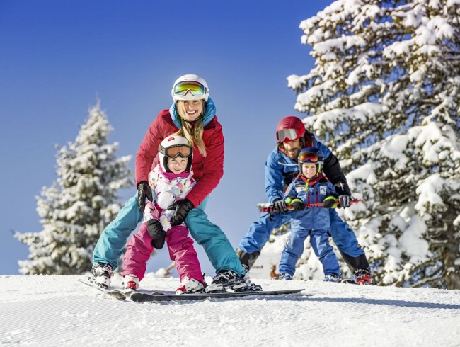 Skikurse für Erwachsene und Kinder in Flachau © Flachau Tourismus | zooom productions